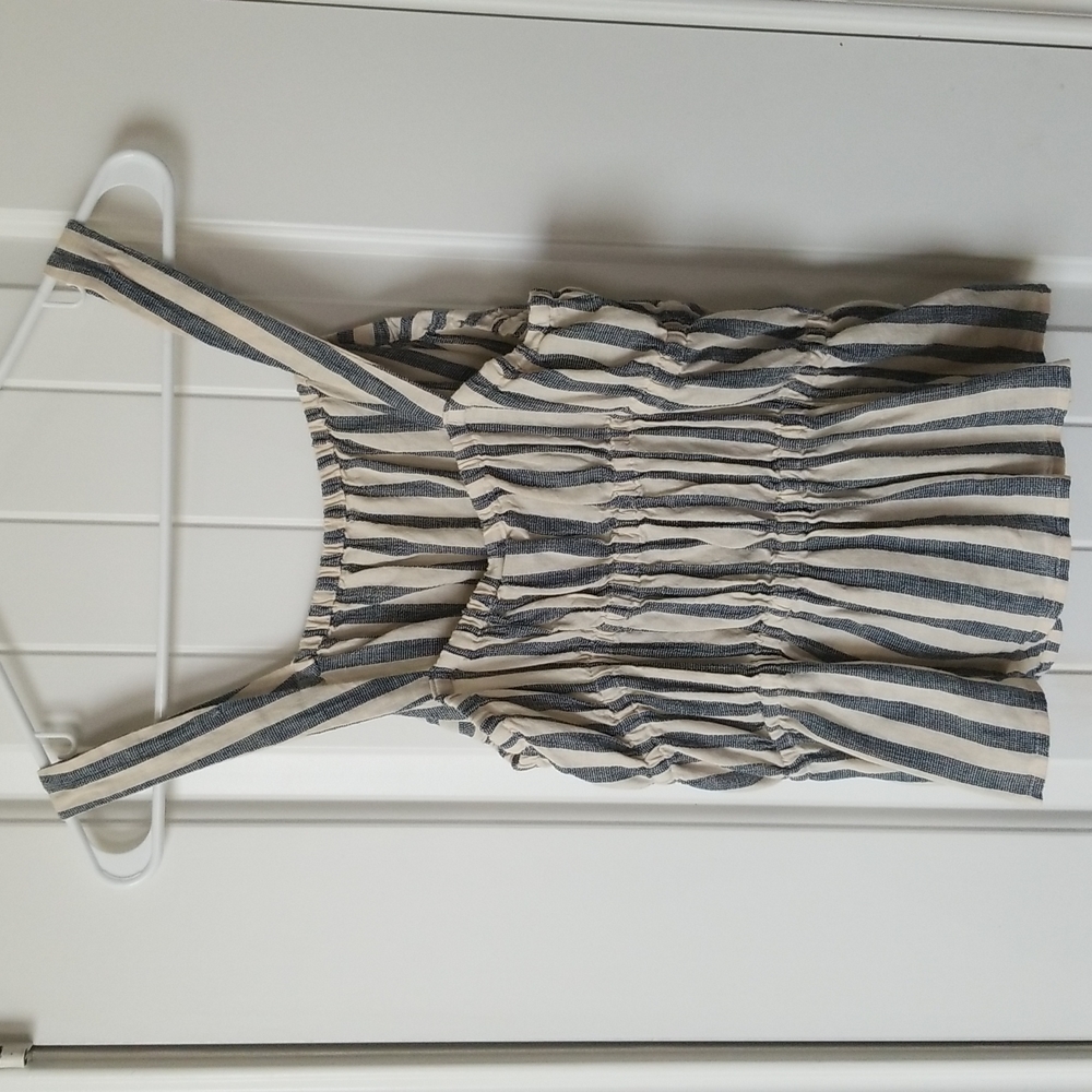 NWT Universal Thread top - Picture 4 of 5